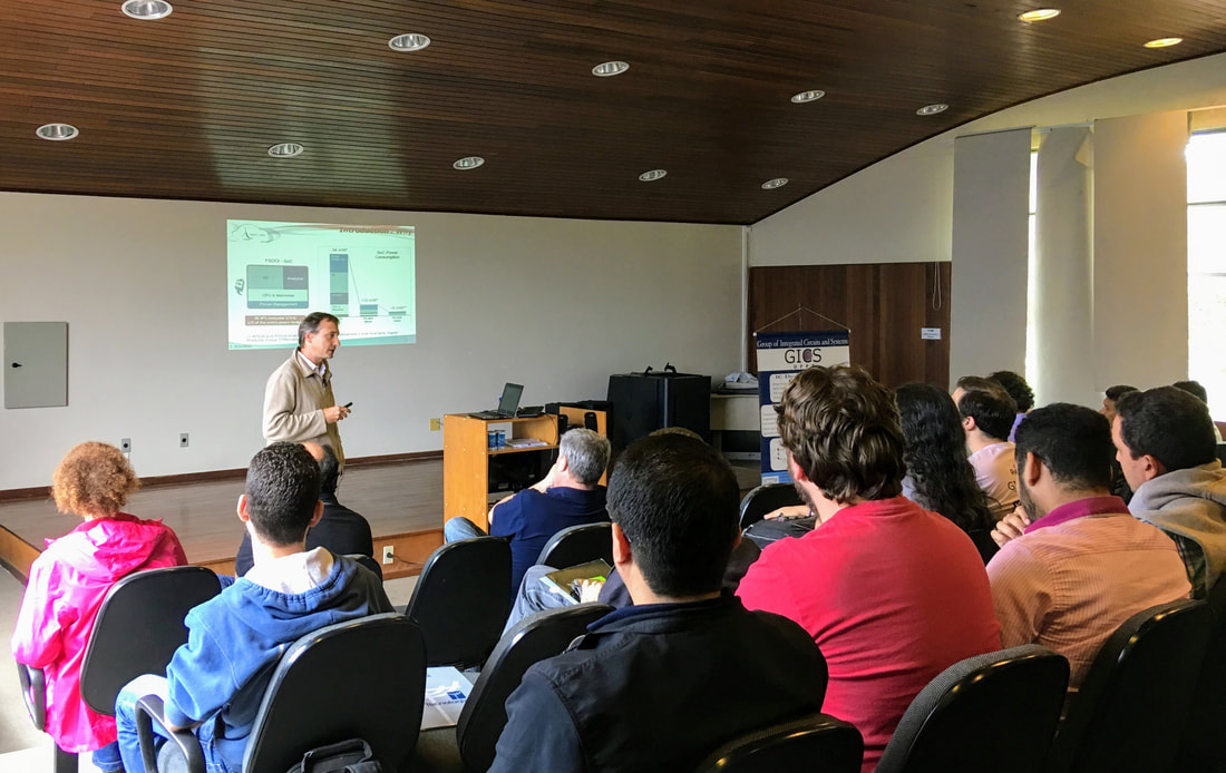 Prof. Sylvain Bourdel (IMEP-LAHC, Grenoble) apresentou a palestra "RF low-power technics".